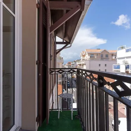 Апартаменты Sumptuous 58 M2 With 2 Balconies On The Seaside *